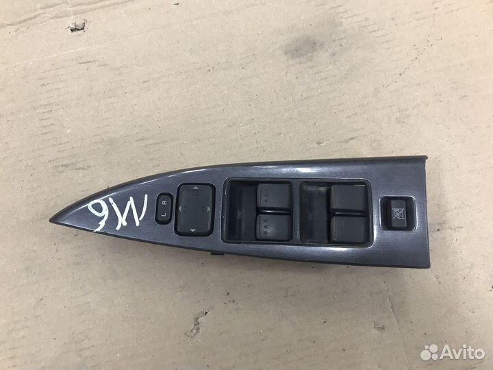 Блок кнопак стеклоподъемника Mazda 6