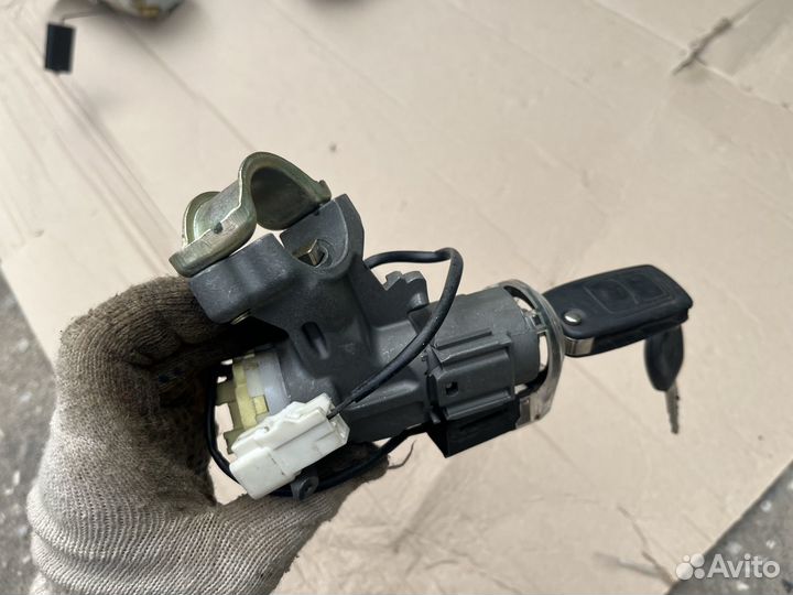 Замок зажигания Чери Бонус А13