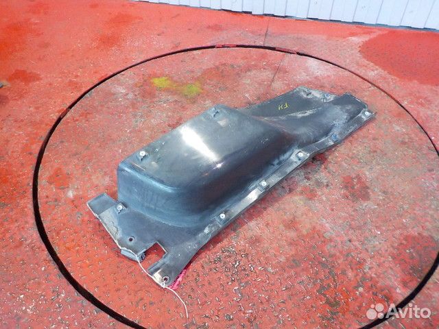 Накладка корпуса подножки Volvo FH 82819482