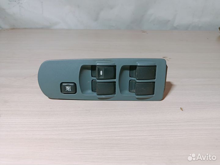 Блок управления стеклоподъемниками colt 6 Z34A
