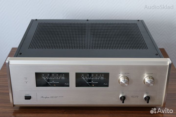 Accuphase P-260, Accuphase S-22
