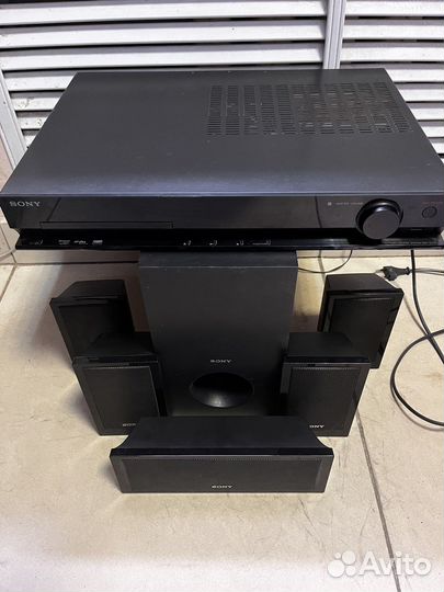 Домашний кинотеатр Sony DAV-TZ210