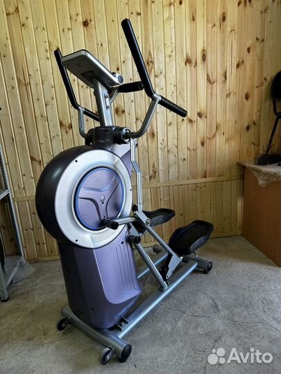 Эллиптический тренажер oxygen CT-56 HRC