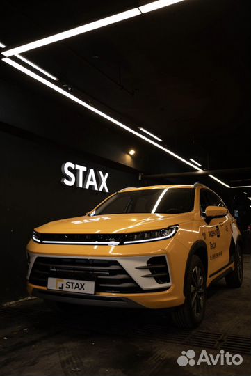 Оклейка авто пленкой под такси