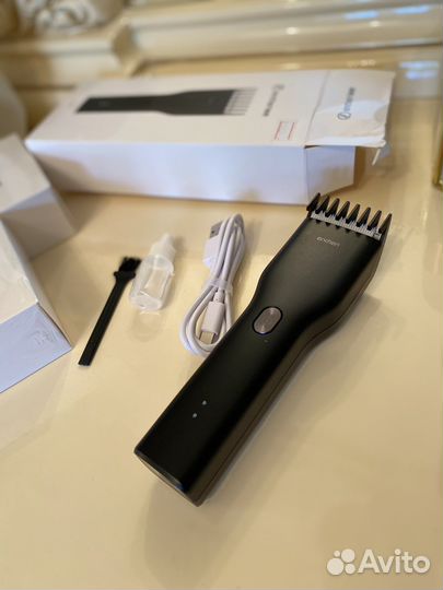Машинка для стрижки волос