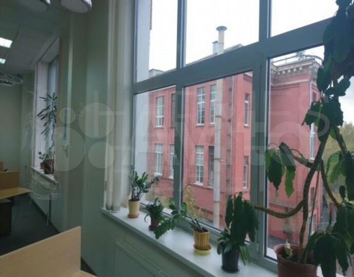 Продажа здания (осз) 15 360 м2 м. Воробьевы горы