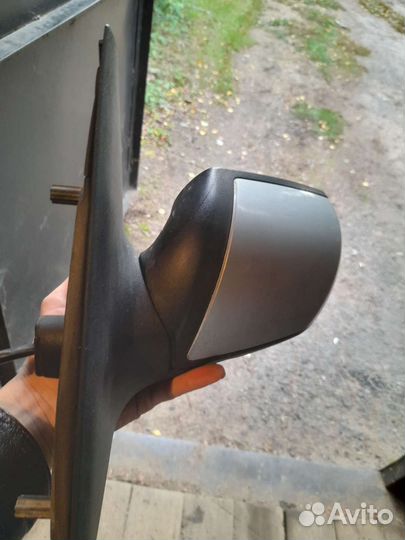 Боковые зеркала лево право на Ford mondeo 3