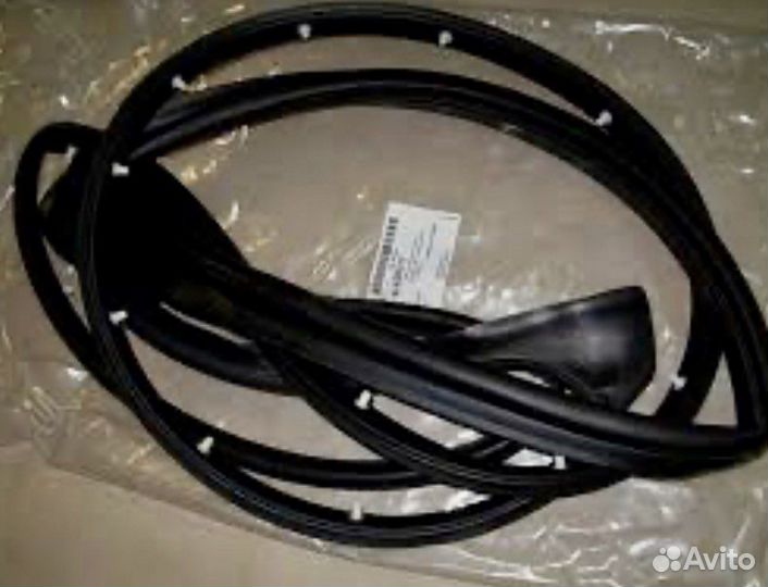 Уплотнитель двери дэу матиз. Уплотнители дверей дэу матиз артикул. Уплатнилели на двери на дер матиз. Резинка уплотнительная дэу матиз. Уплотнитель дверной матиз.