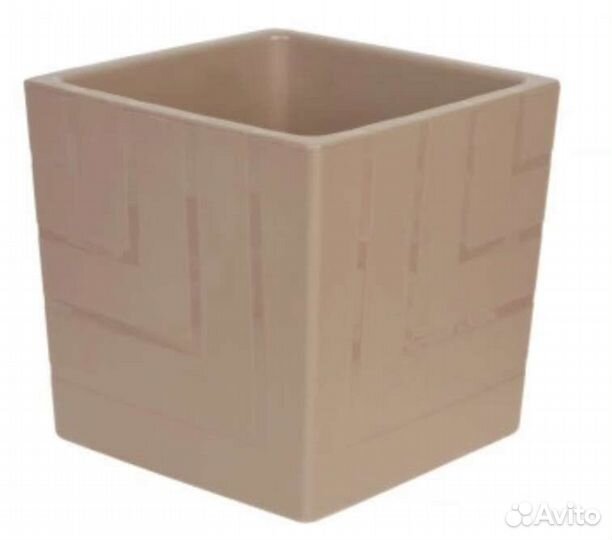 Горшок для цветов квадро