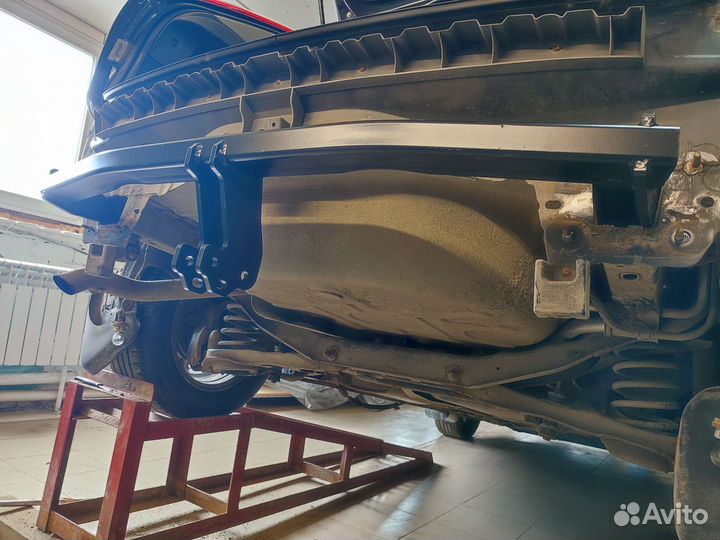 Фаркоп на Форд Фокус 2 хэтчбек Ford Focus 2 HB