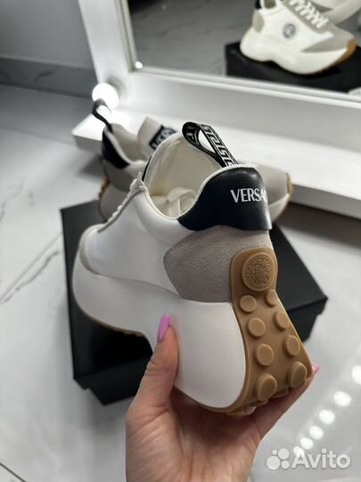 Кроссовки versace