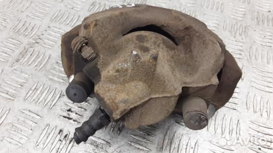 Суппорт тормозной передний левый renault megane 3