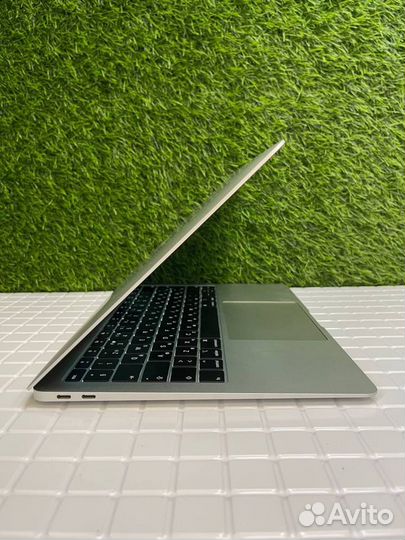 Apple MacBook air 2020 i5