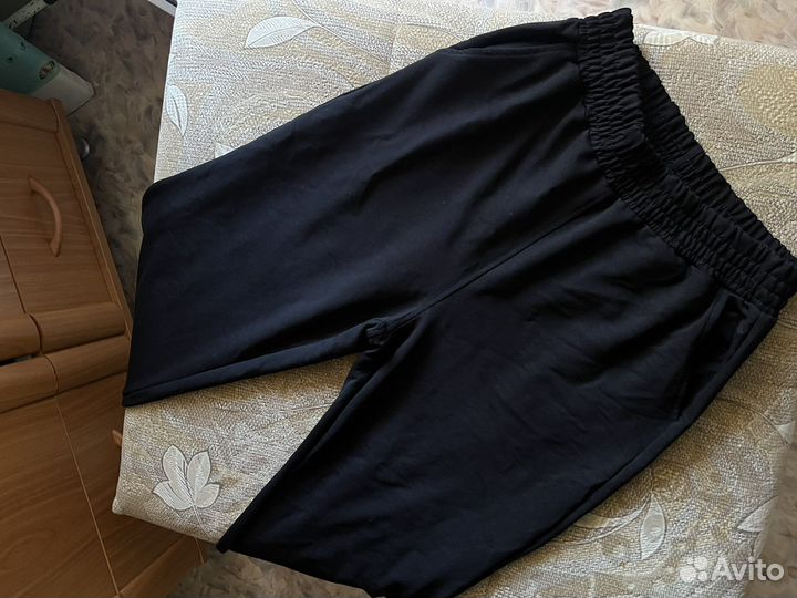 Спортивный костюм женский