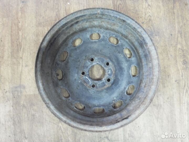 Диск колесный железо R15