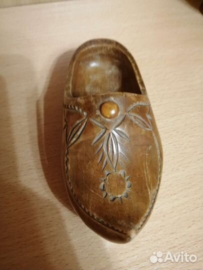 Коллекционный башмачок туфелька. Янтарь. СССР