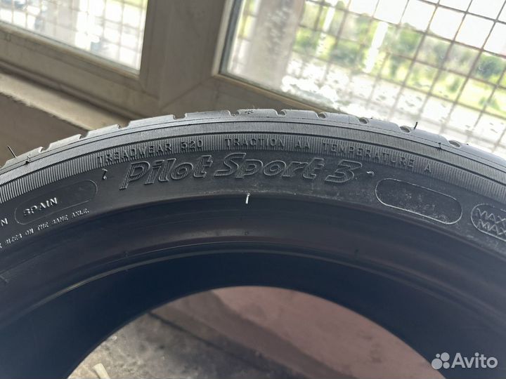 Michelin Pilot Sport 3 245/40 R18 97Y