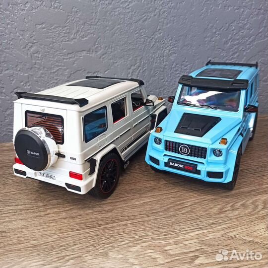 Инерционная машинка с дымом Mersedes Brabus