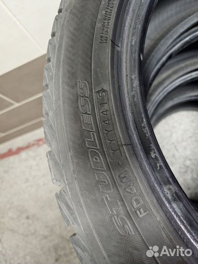 Yokohama Ice Guard IG30 215/50 R17