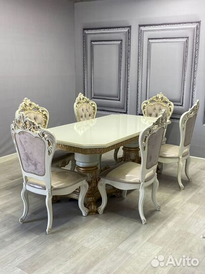 Кухонный стол. Доставка по всей России