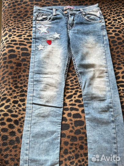 Одежда на девочку 140