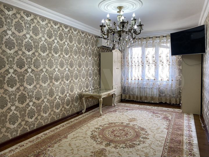 2-к. квартира, 57 м², 4/5 эт.