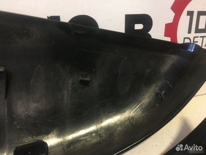 Накладка зеркала правая Nissan Qashqai J11