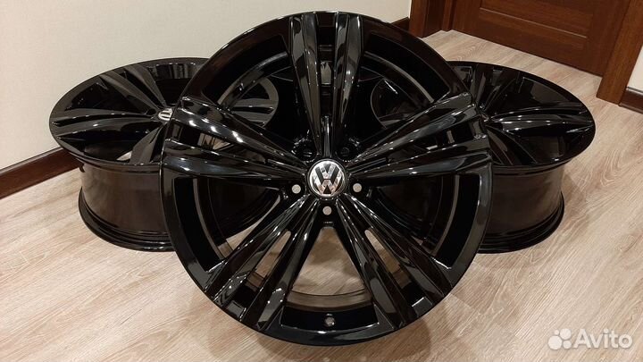 Оригинальные диски Volkswagen Touareg 3 R19 Польша