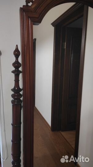 Зеркало напольное красное дерево