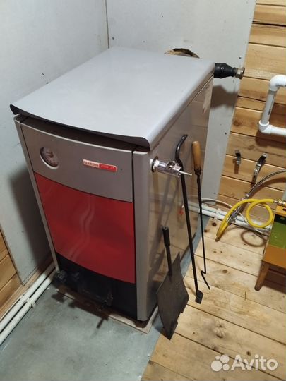 Твердотопливный котел бу + труба дымохода