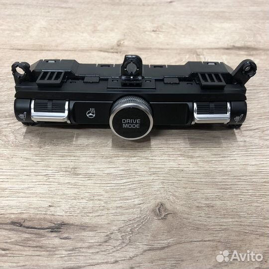 Блок кнопок подогрева Kia K5