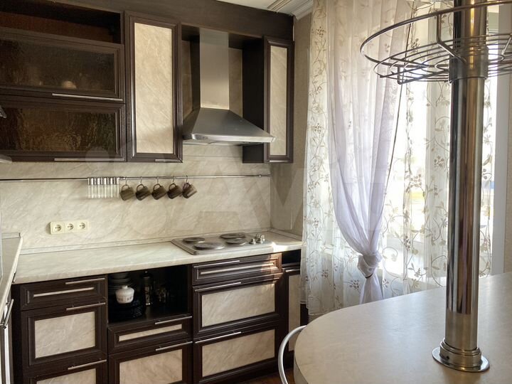 2-к. квартира, 44 м², 3/3 эт.