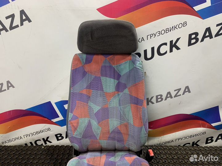 09439106601 Сиденье пассажирское механическое