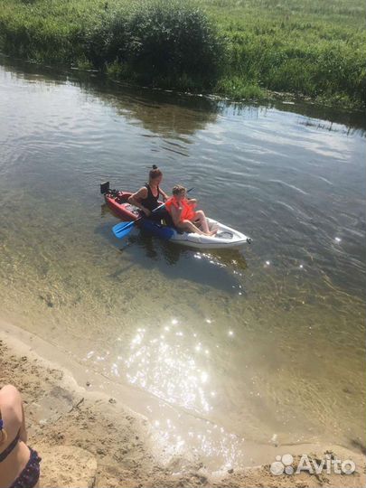 Каяк пластиковый