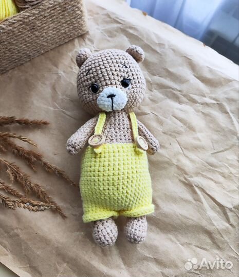 Вязаный медвежонок