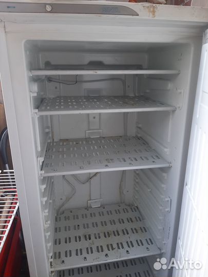 Морозильник Stinol