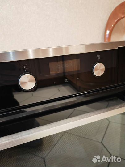 Электрический духовой шкаф Electrolux OKD5H40X