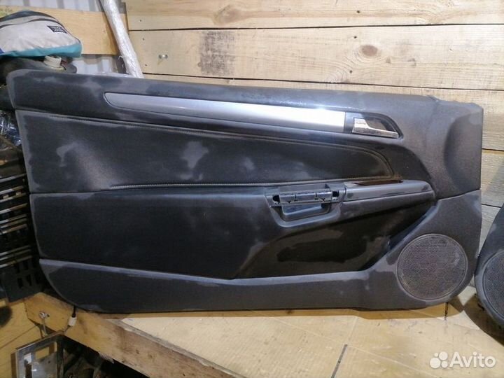 К-кт обшивки двери Opel Astra