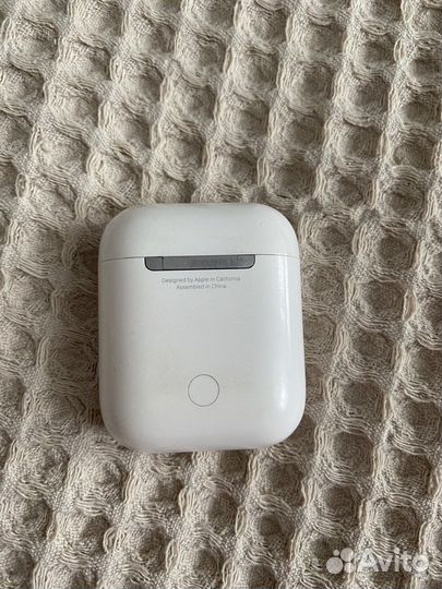Беспроводные наушники apple airpods