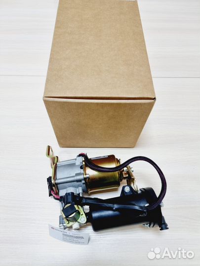 Компрессор пневмоподвески Land Cruiser Prado