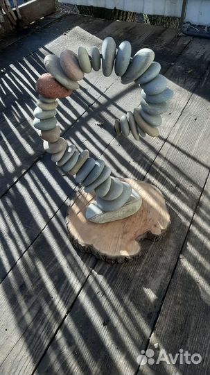 Фигуры из камней