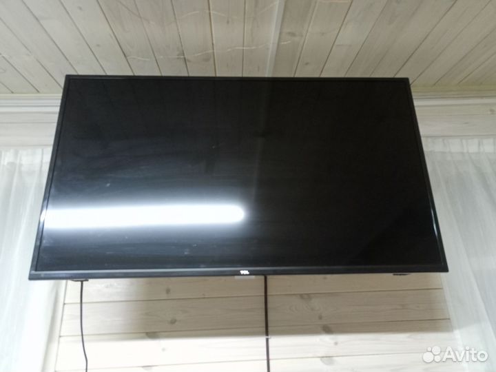 Телевизор TCL