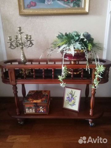 Подставка для цветов. Дерево. Италия. В отличном с