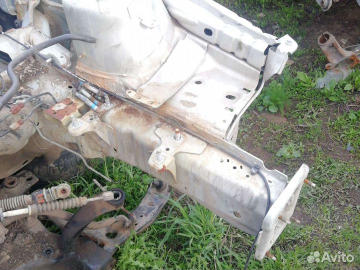 Лонжерон полка крыла перед вольво s40