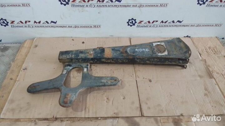 Кронштейн задней фары левый Man Tga