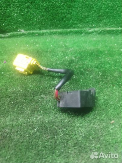 Концевик ножника Volkswagen Touareg I 2.5 TDI 2005