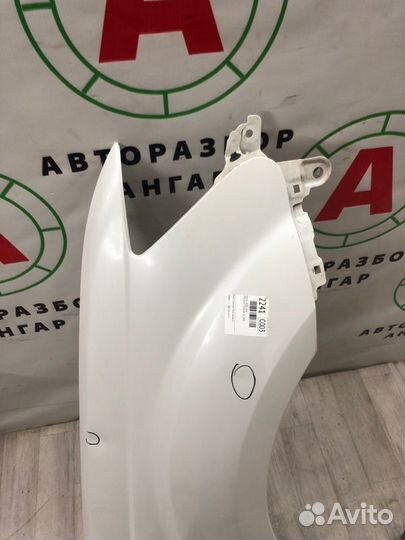 Крыло переднее правое Mitsubishi Outlander CW5W