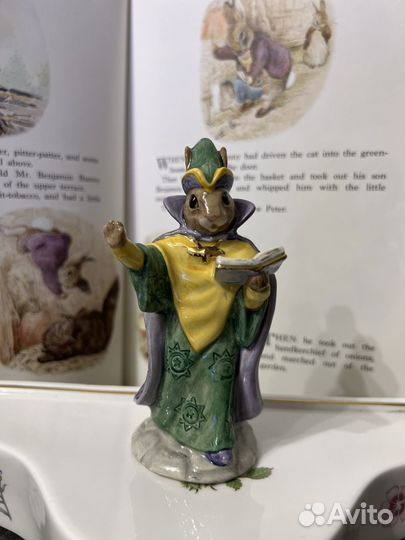 Фарфоровая статуэтка bunnykins royal doulton