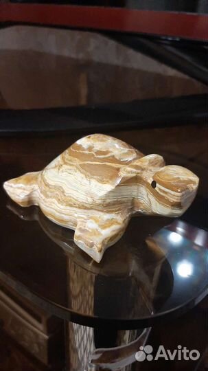 Статуэтки фигурки из оникса