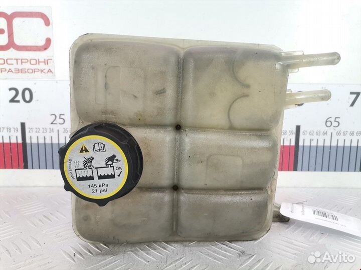 Бачок расширительный Volvo C30 2009 30776151